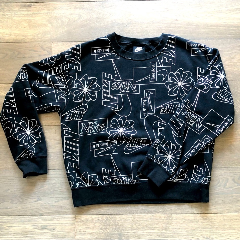 EUC Nike “Just Do It” print sweatshirt, size S